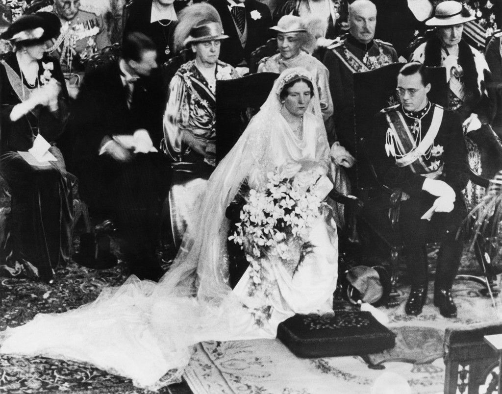 bernard en juliana op hun trouwdag, vandaag 89 jaar geleden