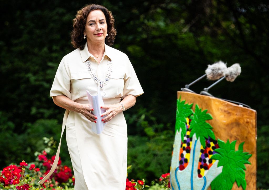 femmie halsema herdenkt de slavernij
