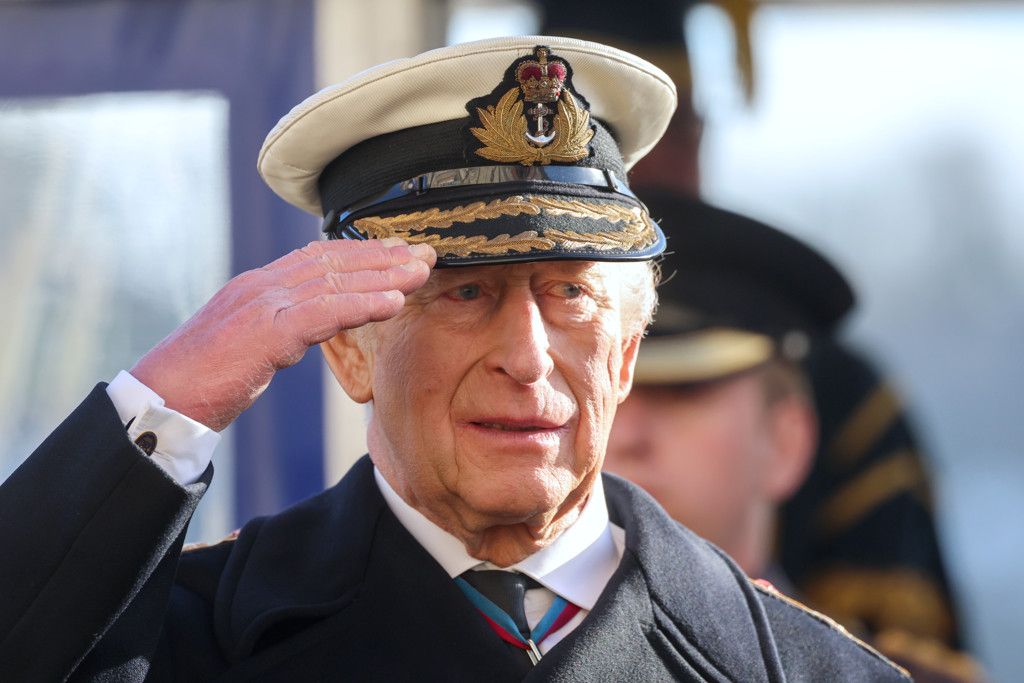 saluut van koning charles voor veteranen