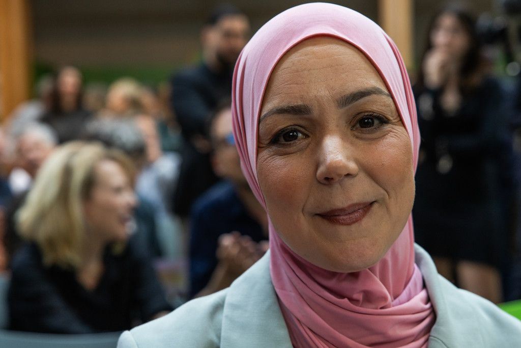 Esmah Lahlah op de presentatie van het coalitieakkoord