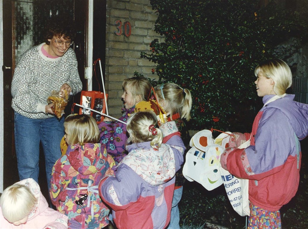 1982